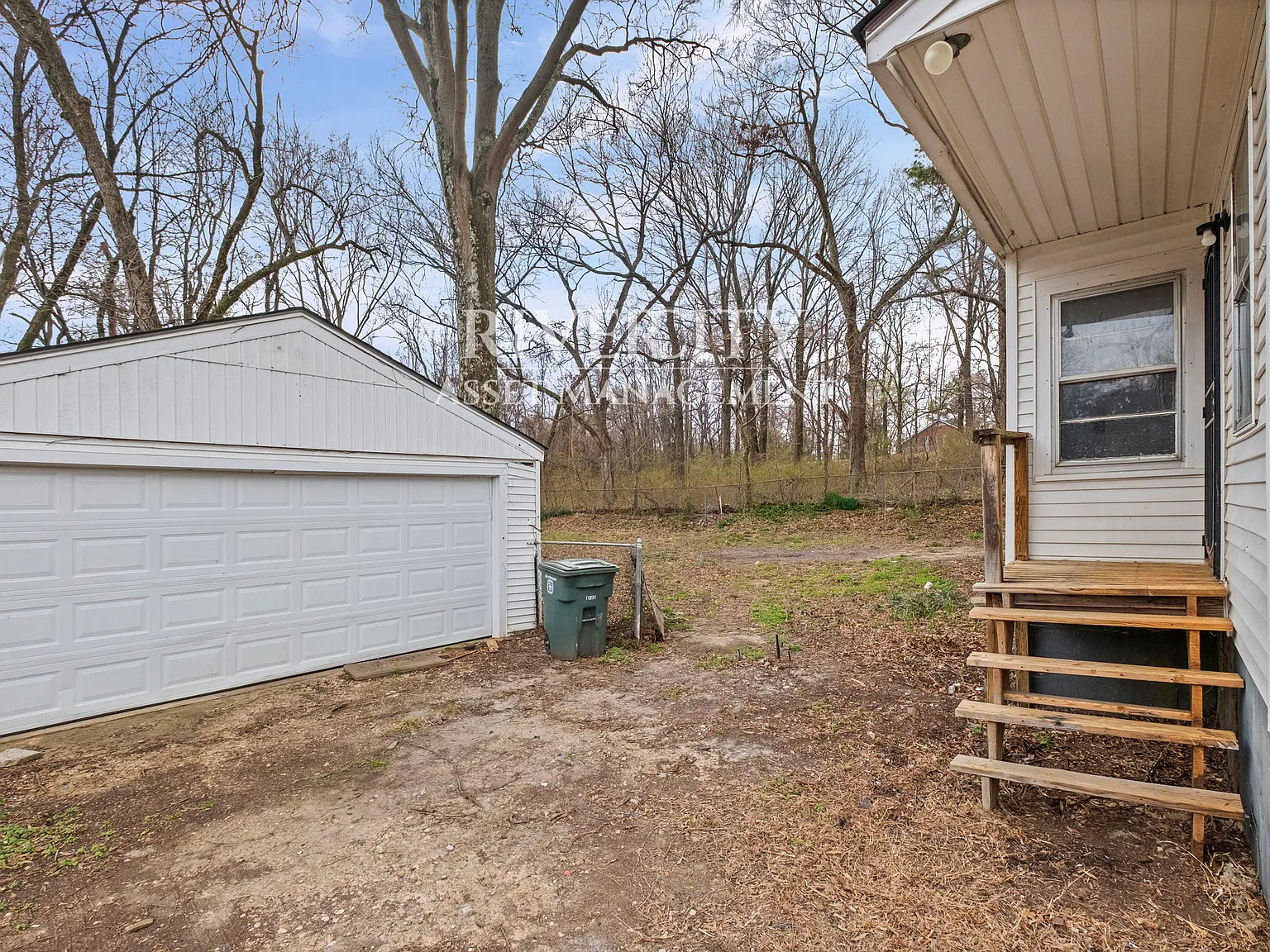 2 bed, 1208 sqft, $1,295 — Photo 3