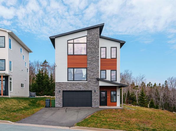 104 Angler Dr, Halifax, NS B3R 0C8