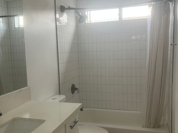 4th image of 782 2oth St #4