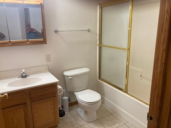 4th image of 209-211 Poplar Ave