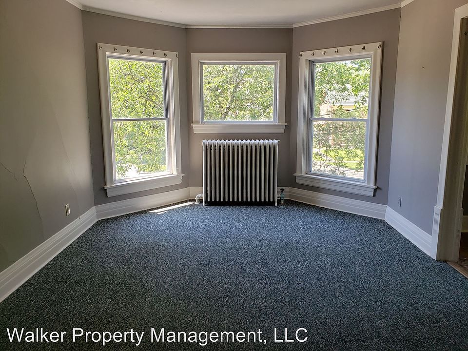 2nd image of 819 Park Ave APT 2
