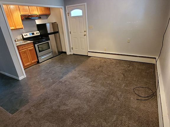 3rd image of 832 Avenue D APT 3