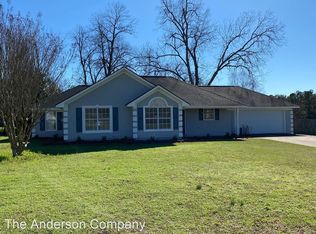 161 Lynwood Ln, Leesburg, GA 31763