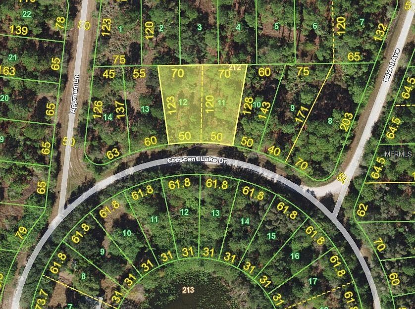 1st image of 28156 Crescent Lake Dr