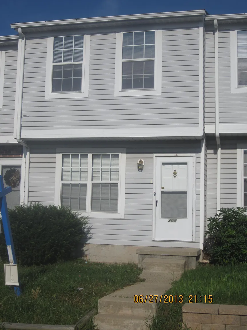 908 N Olive Branch Ct photo 1