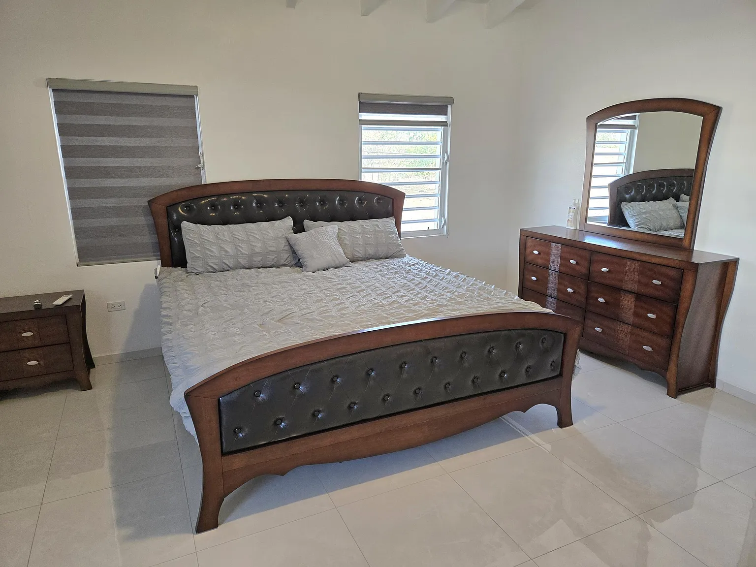 3 bed, $7,500 — Photo 3