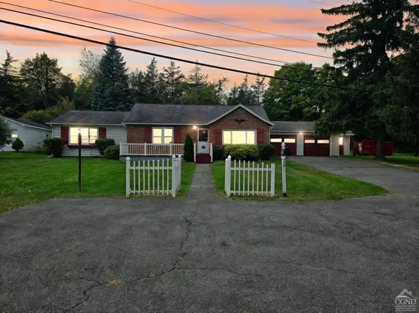 9751 Route 9W, Athens, NY 12015