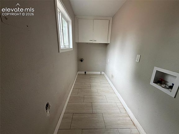 5th image of 2313 N Meade Ave