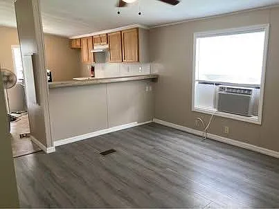 3 bed, 2.0 bath, $1,700 — Photo 4