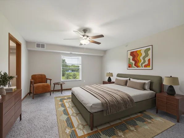 Powers Ridge, 1351 Lake Dr W APT 307, Chanhassen, MN 55317