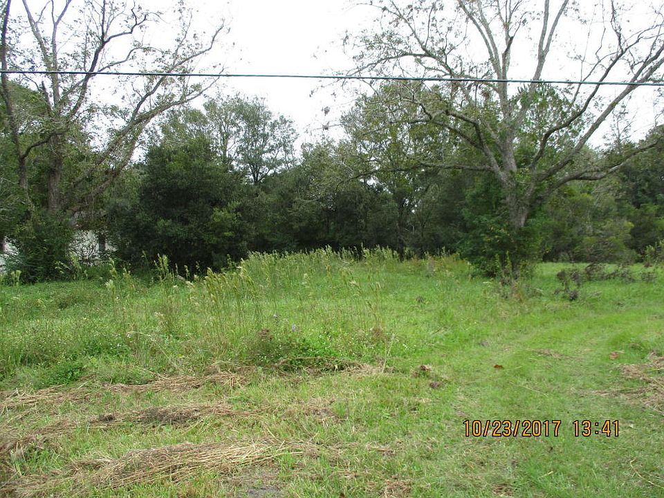 1st image of 1567 NE County Road 225