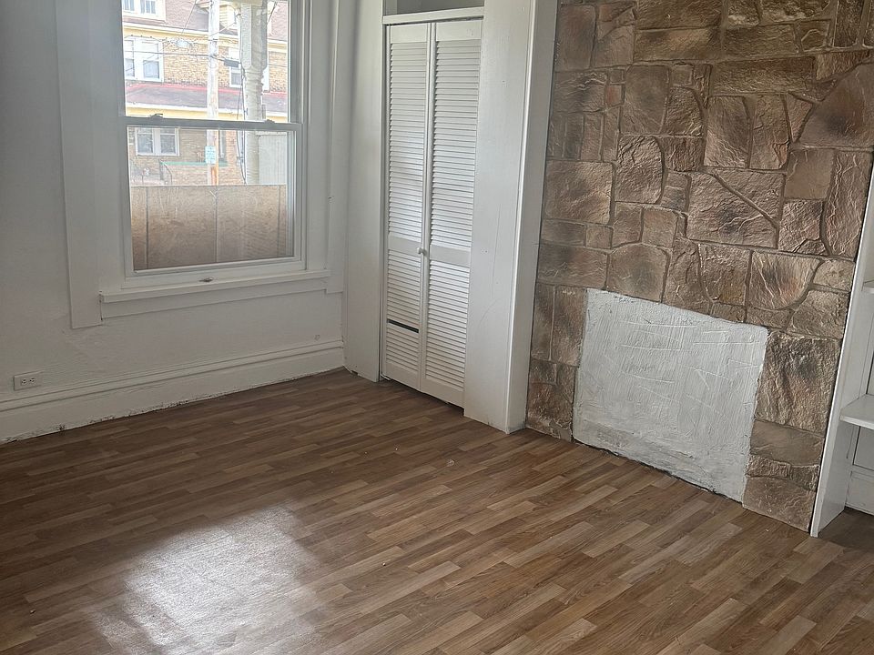 2nd image of 7147 Harrison Ave