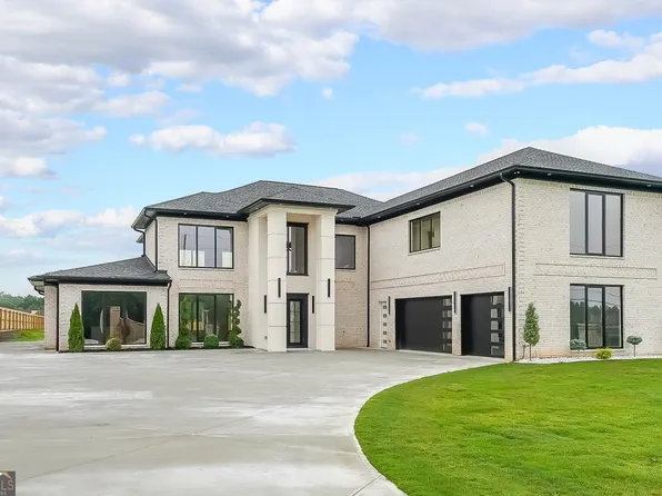 2751 Camp Branch Rd, Buford, GA 30519