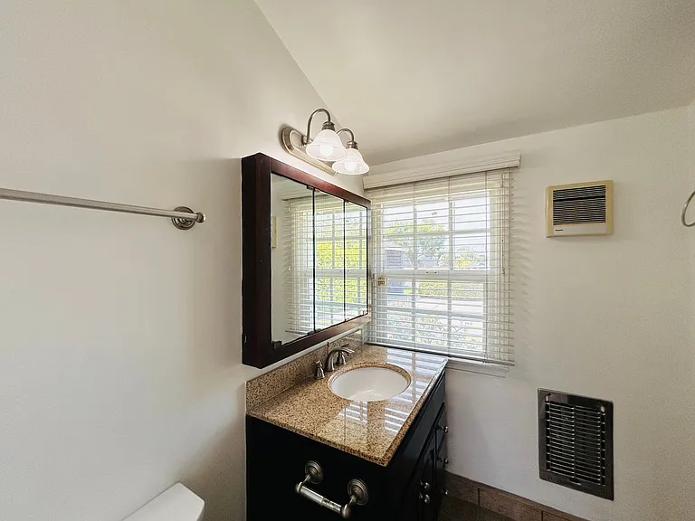 2884 Dunleer Pl — Photo 12