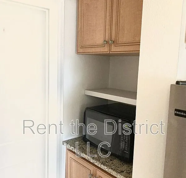 4819 8th St NE — Photo 9