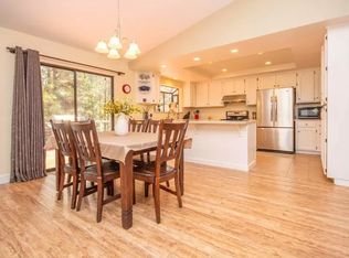 5925 Happy Pines Dr, Foresthill, CA 95631
