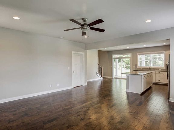 5th image of 4726 Windham Dr