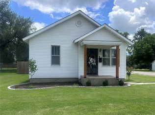 803 E Kathleen St, Sikeston, MO 63801