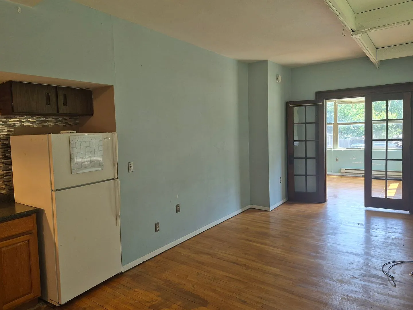 421 State Ave — Photo 4