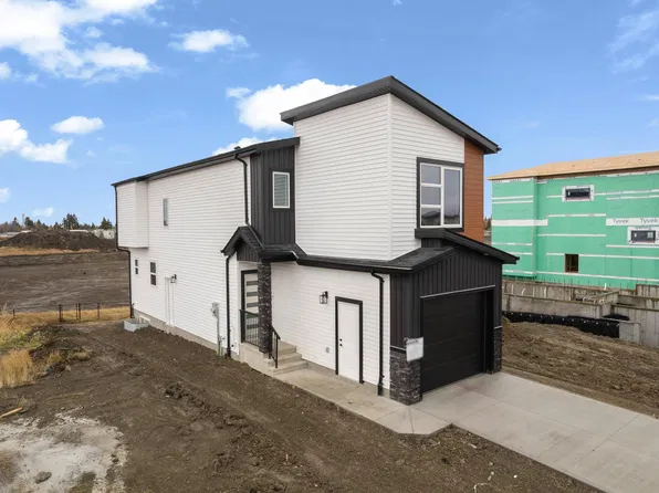 9223 156th Ave NW, Edmonton, AB T5Z 0S4