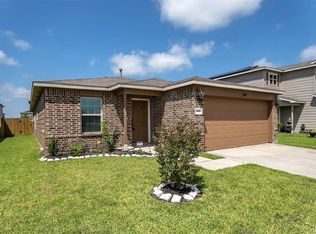910 Salado Slough Ln, Rosenberg, TX 77471