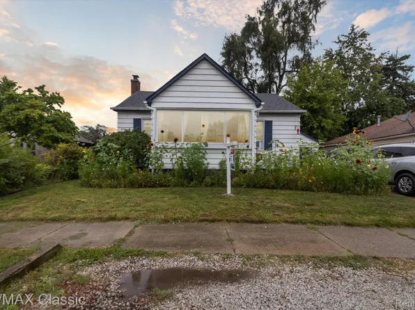 18543 Farmington Rd, Livonia, MI 48152