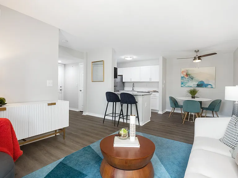 Vida Apartments — Photo 31