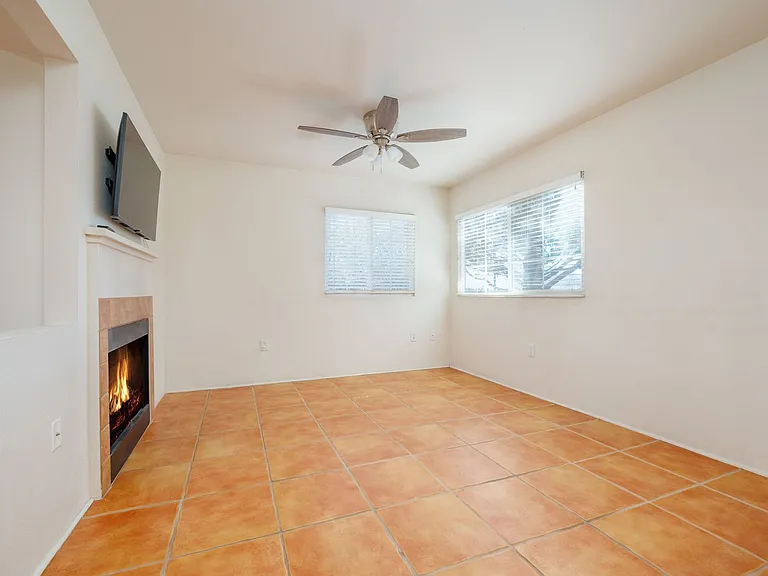 2210 Miguel Chavez Rd #111 — Photo 5