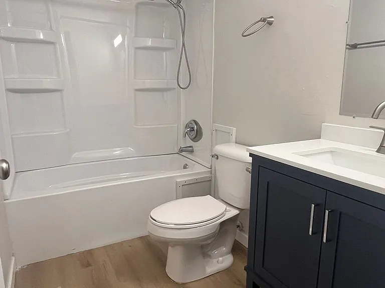 101 Parkway Ave — Photo 18