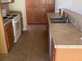 3931 Hillcrest Ln, Sacramento, CA 95821