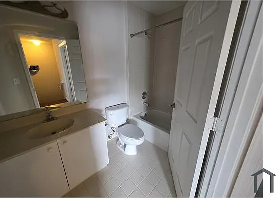 8250 Prestige Commons Dr — Photo 7