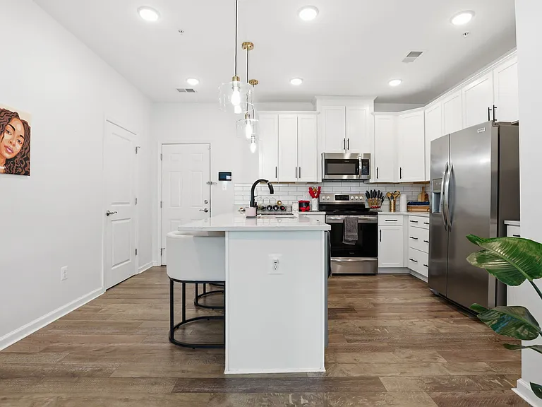 2739 Pinebrook Rd — Photo 5