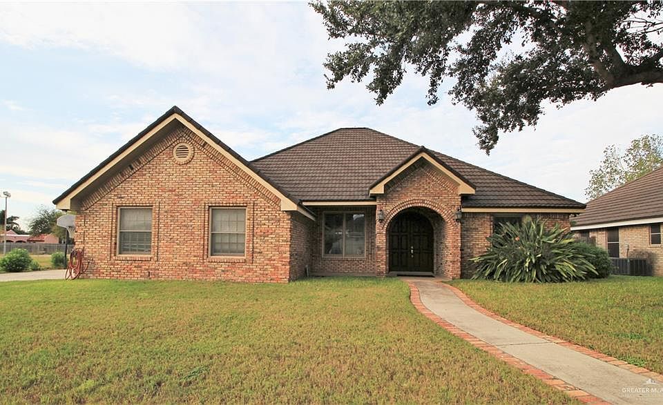 1st image of 2439 Ponderosa Dr