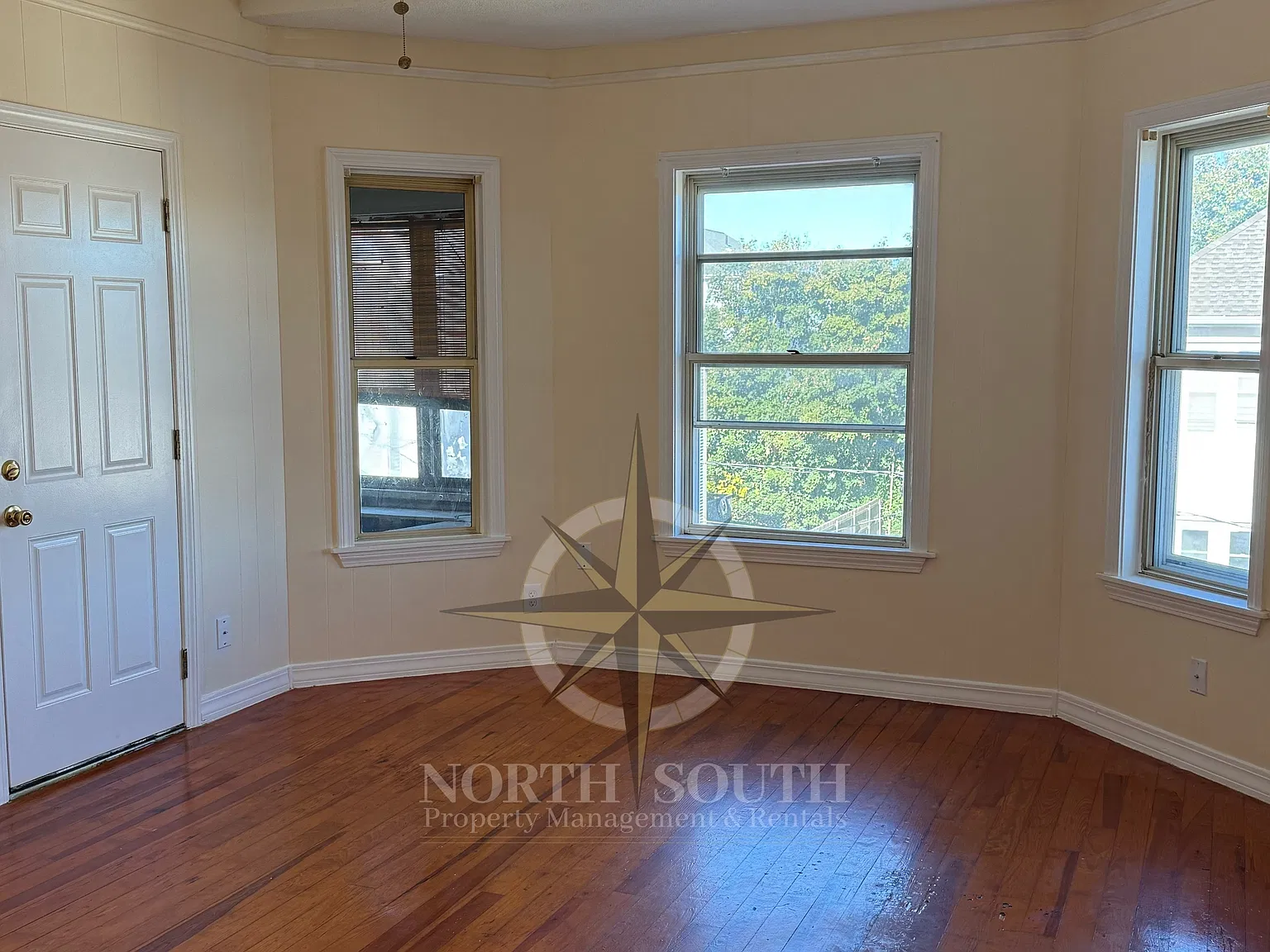 212-218 Lowell Street Fall River — Photo 2