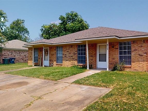 2nd image of 815 Llano Pl