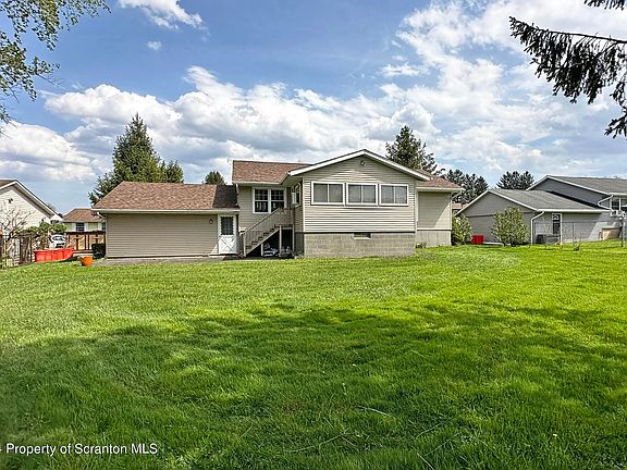 5th image of 119 Donny Dr