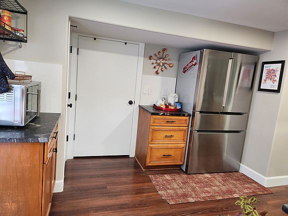 Fridge with Ice Maker, Door to Laundry and Door to Front Closet or Pantry with Adjustable Closet Organizers