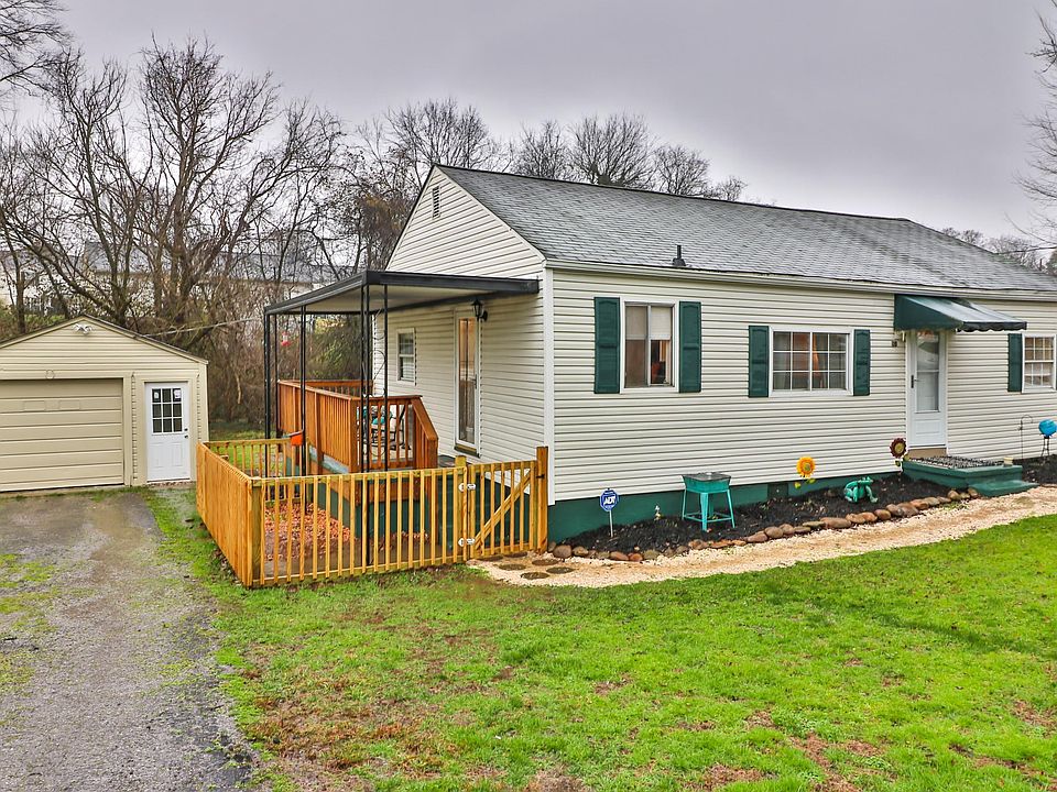 1st image of 904 E Inskip Dr