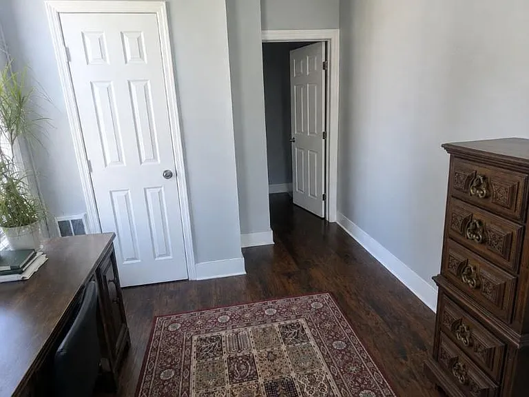 2305 N College Ave — Photo 4