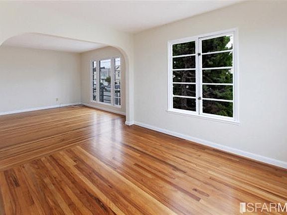 5th image of 1995 44th Ave