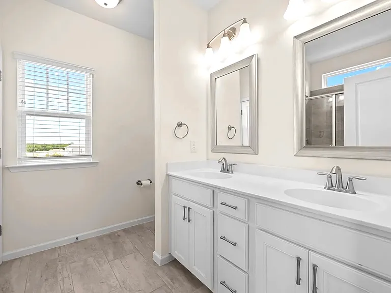 Double sink vanity
