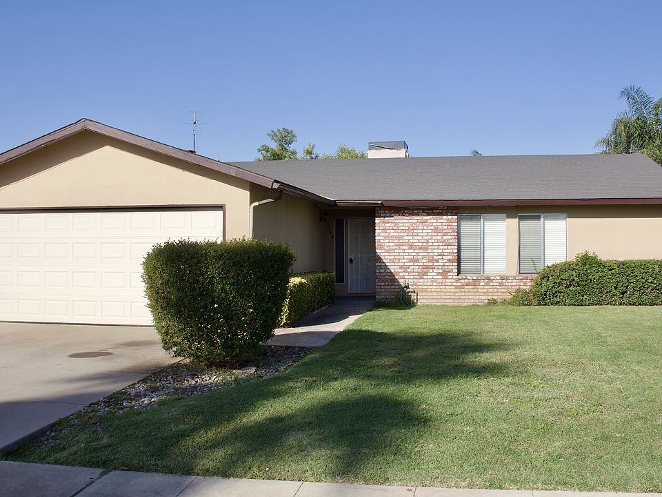 1st image of 3084 Helm Ave