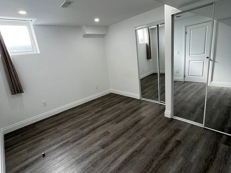 126 Frank Kelly Dr #BASEMENT — Photo 13