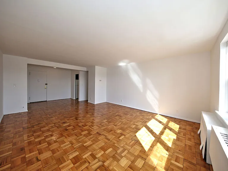 Apartment for Rent — Photo 4