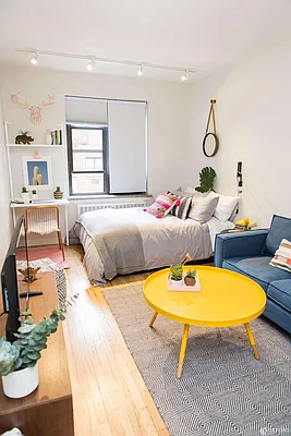 Rented by Oxford Property Group | media 10