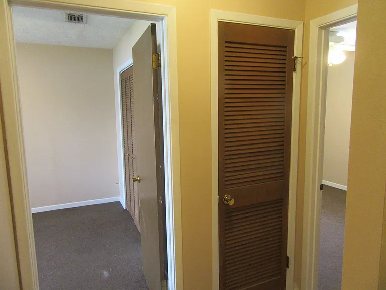 802 West St — Photo 13