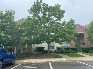 1591 Carlemont Dr, Crystal Lake, IL 60014