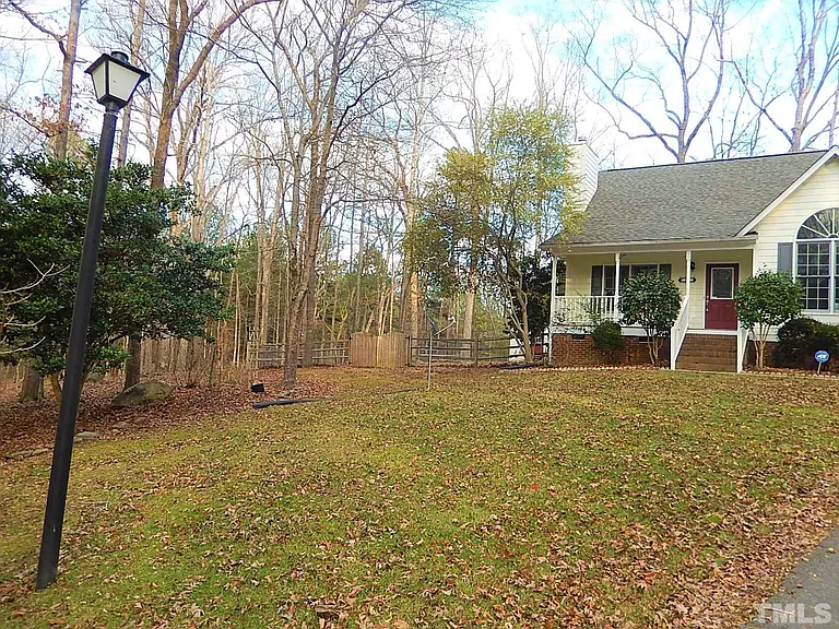 6610 Lipscomb Dr — Photo 38