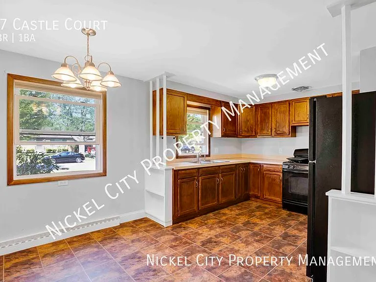 47 Castle Ct — Photo 19