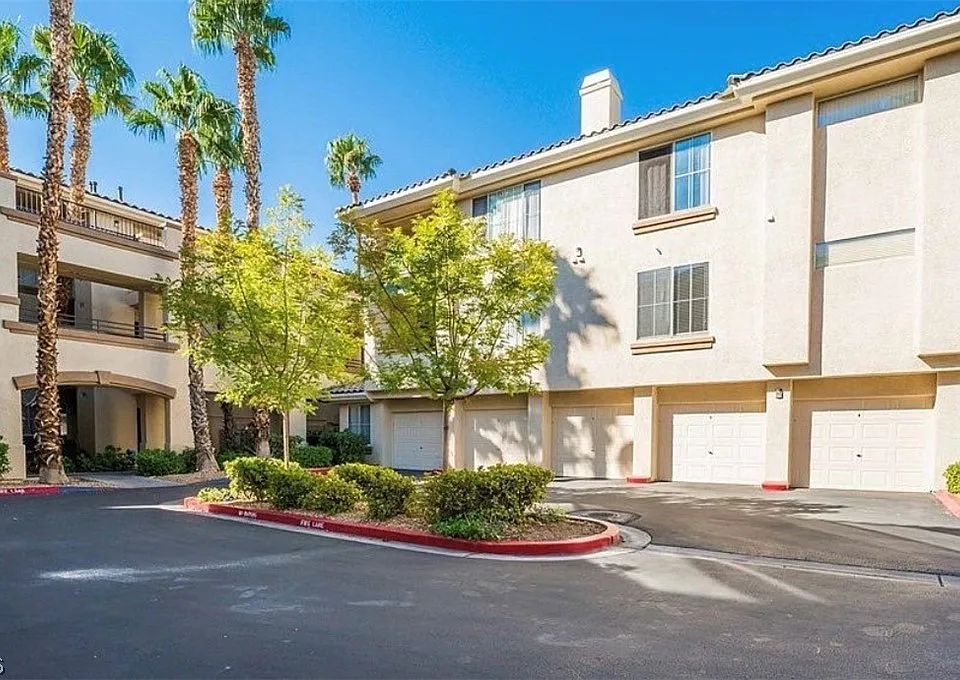 7189 S Durango Dr #304